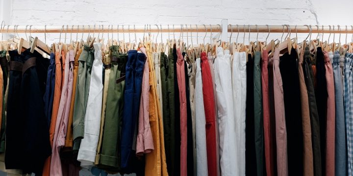 Organizácia šatníka – držte sa týchto rád a majte prehľad vo svojom oblečení